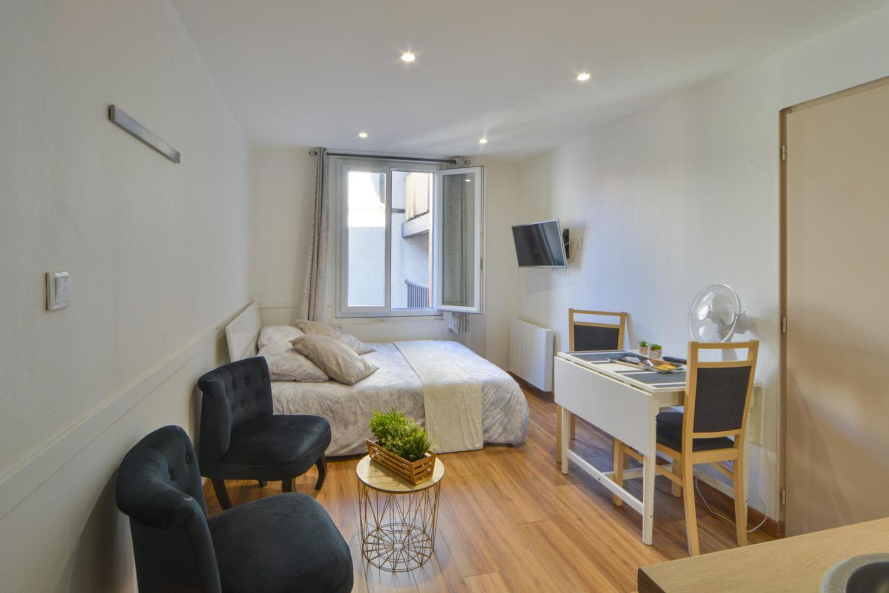 Ferienwohnung Fly Away Bourges Exterior foto